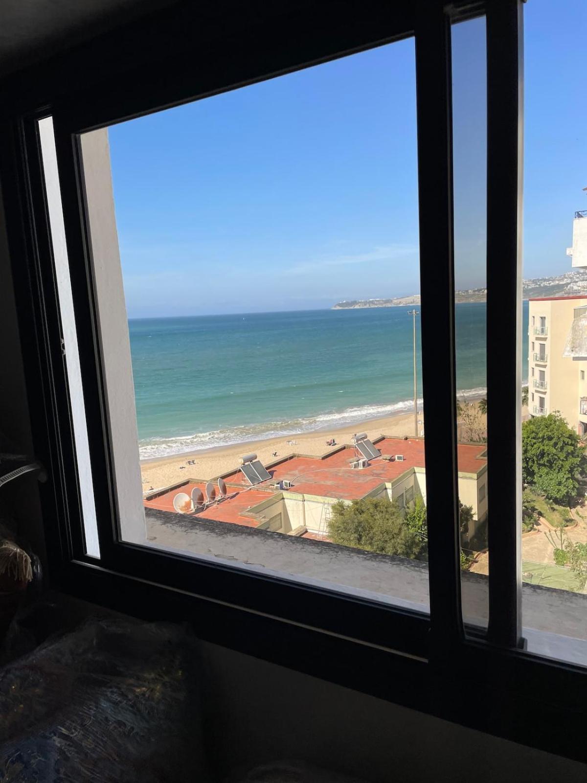 Sea View, 3 Bedrooms 82 * Tangier