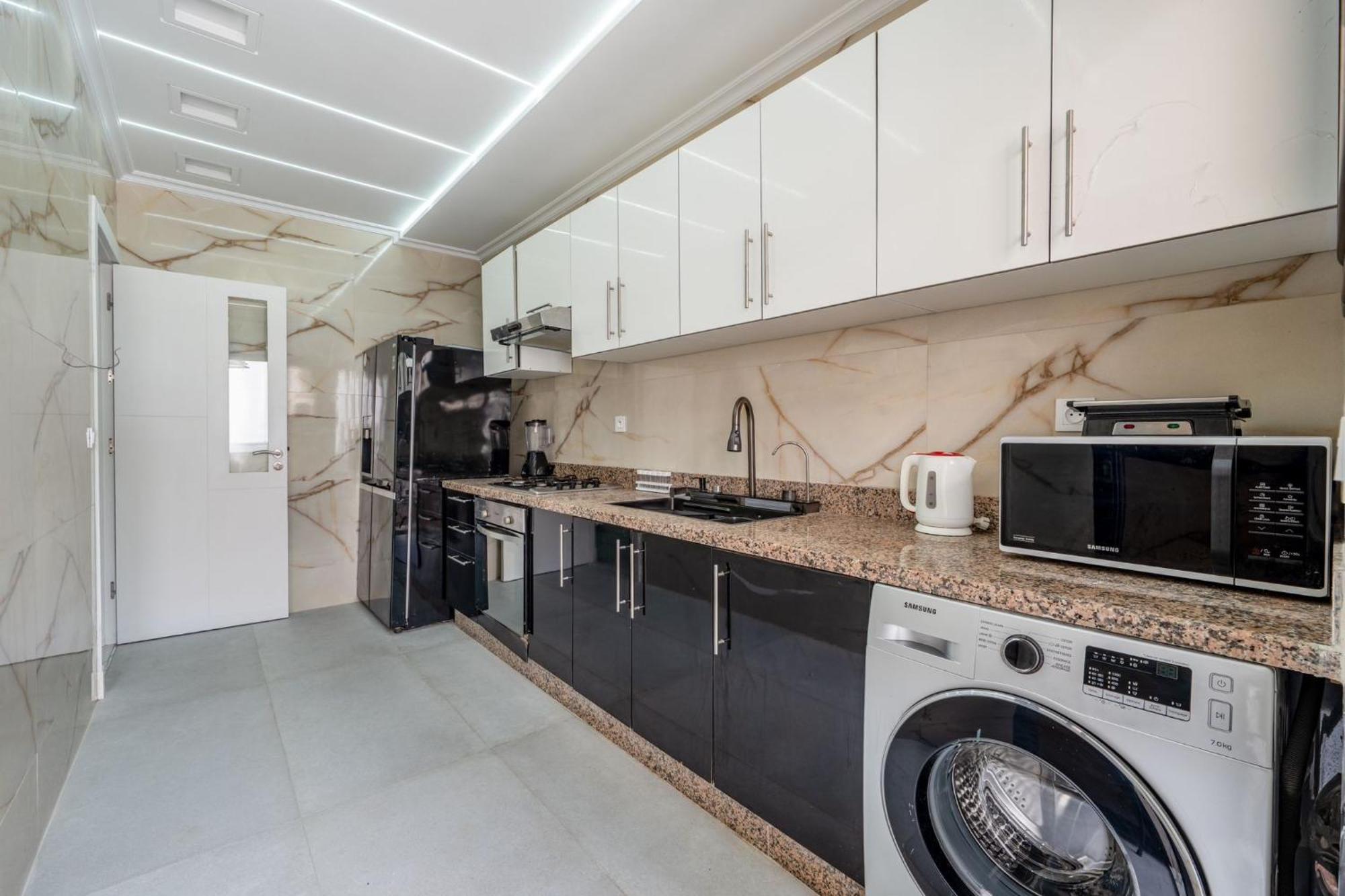 Apartment Sea View, 3 Bedrooms 82 *