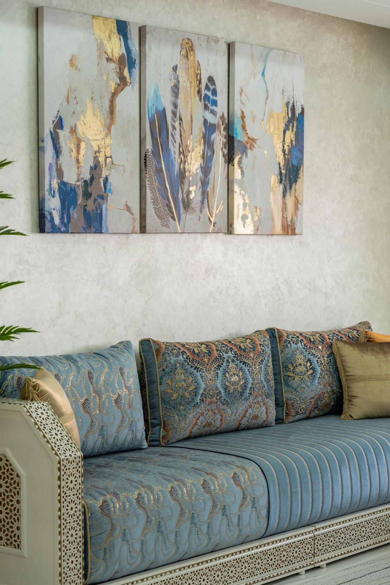 Sea View, 3 Bedrooms 82 Apartment